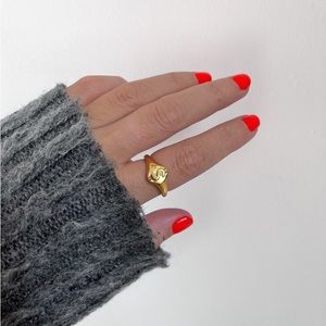 NEW 18K GOLD PLATED DOLLAR RING